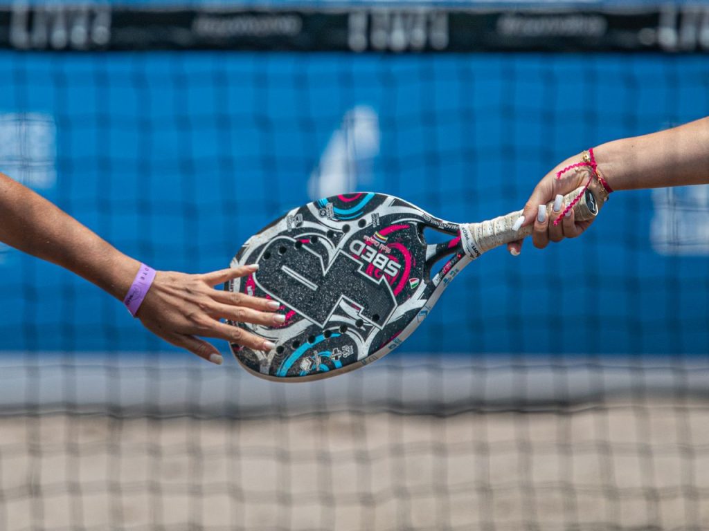 Allenamenti di padel di gruppo a Latina